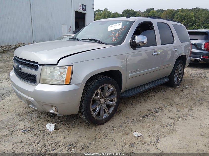 2008 CHEVROLET TAHOE auction photo 2