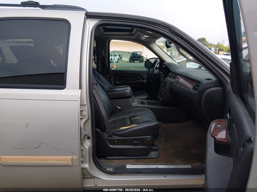 2008 CHEVROLET TAHOE auction photo 5
