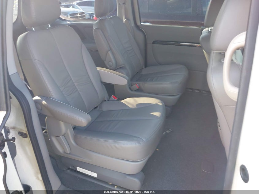 KIA SEDONA 2014 VIN KNDMH4C75E6535887
