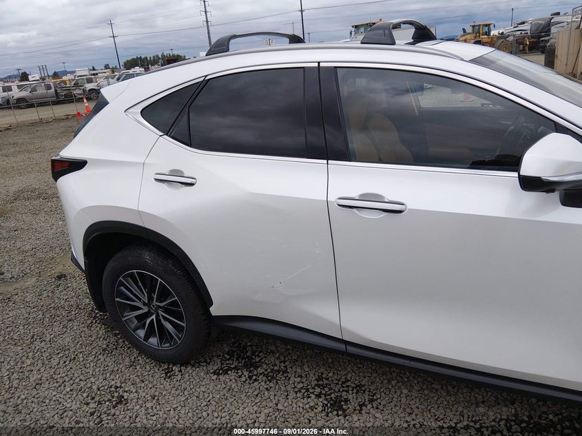 LEXUS NX 350H - zdjęcie 18