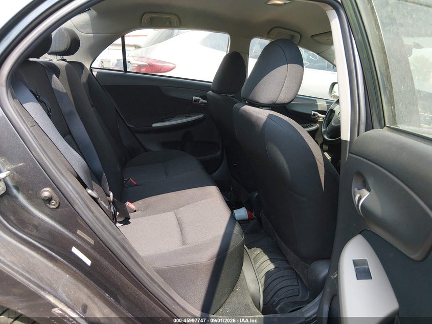 2010 TOYOTA COROLLA auction photo 8