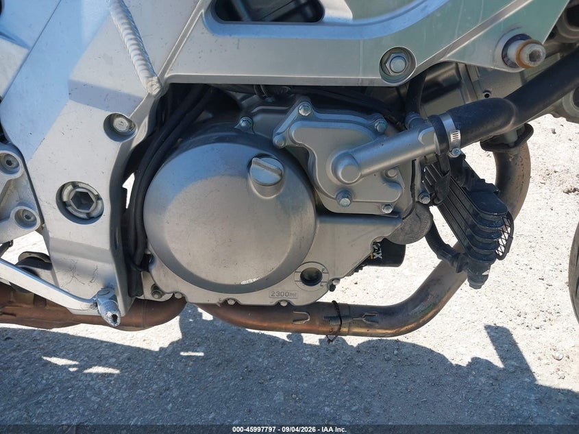 2003 SUZUKI SV650 auction photo 8