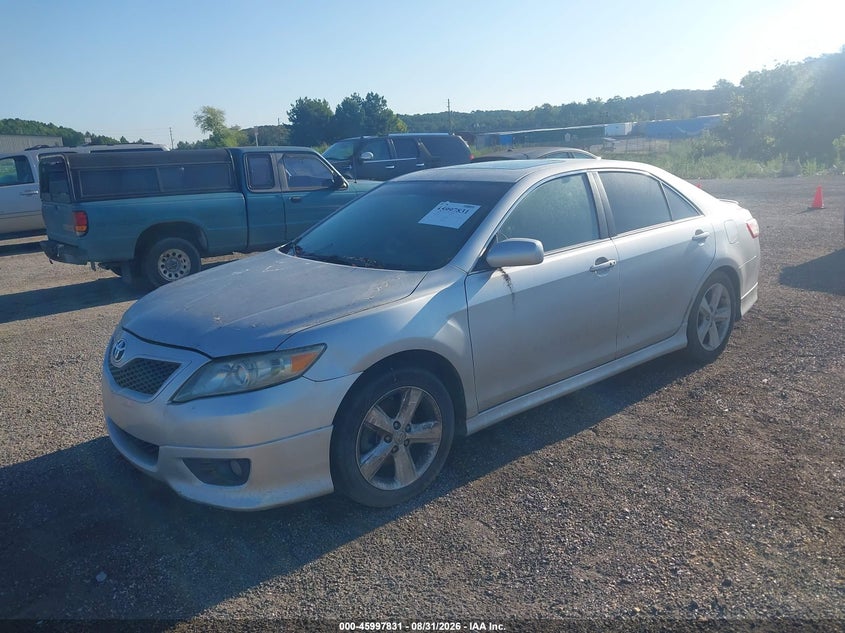 2011 TOYOTA CAMRY auction photo 2