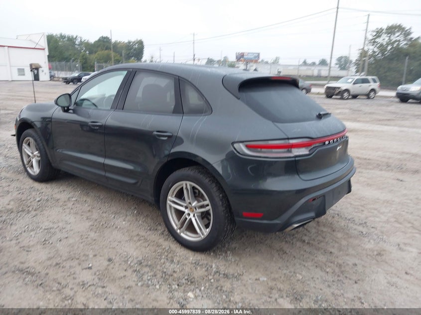 Vin: wp1aa2a58plb10129, lot: 46497184, porsche macan t 20233