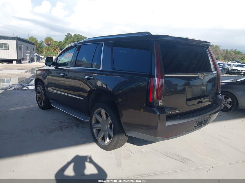 2015 CADILLAC ESCALADE auction photo 3