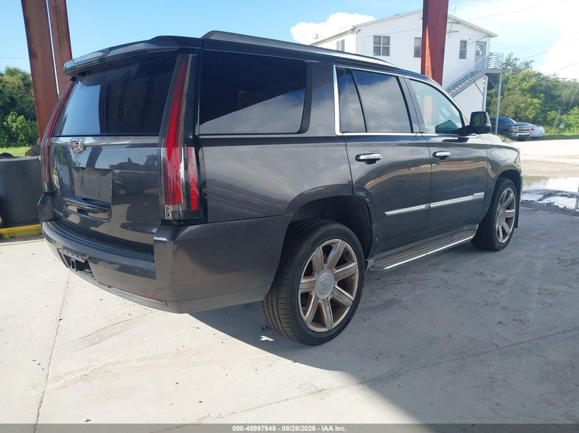 2015 CADILLAC ESCALADE auction photo 4