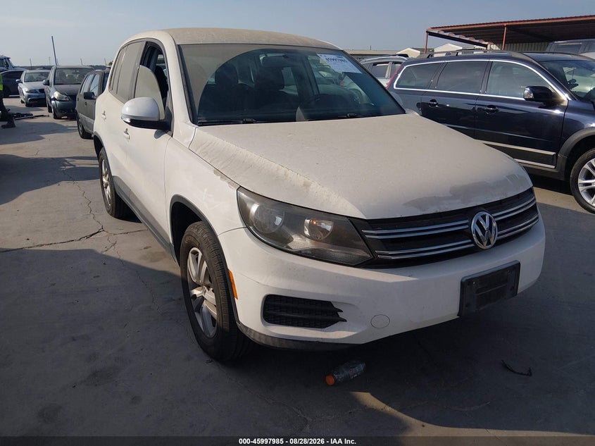 2013 VOLKSWAGEN TIGUAN auction photo 1