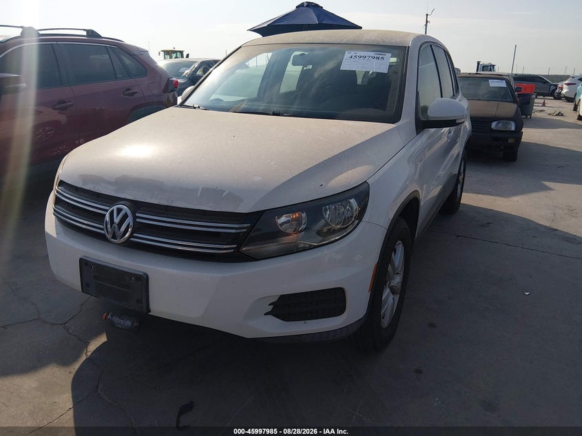 2013 VOLKSWAGEN TIGUAN auction photo 2