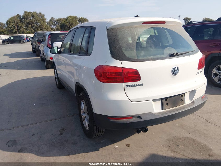 2013 VOLKSWAGEN TIGUAN auction photo 3