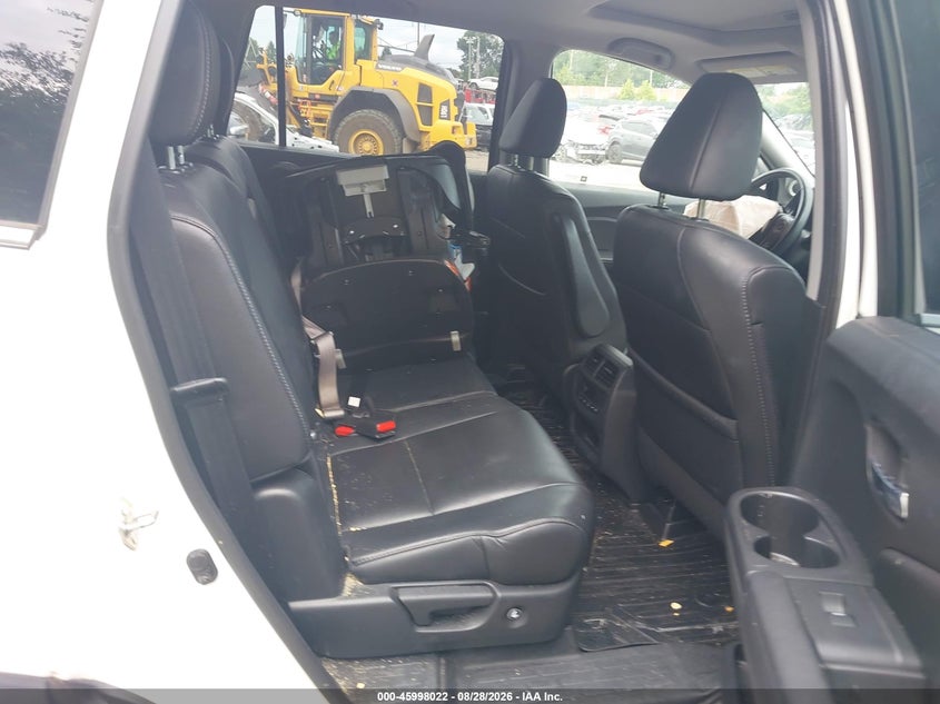 HONDA PILOT 2017 VIN 5FNYF6H51HB061858