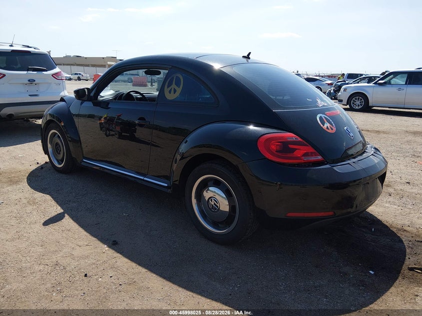 2012 VOLKSWAGEN BEETLE auction photo 3