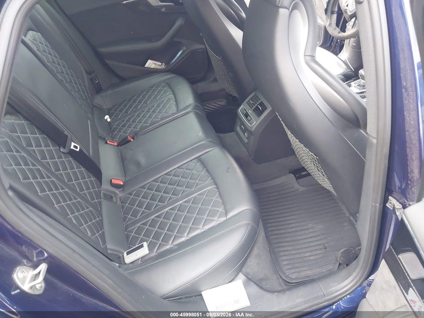 Фото 8 - AUDI S4