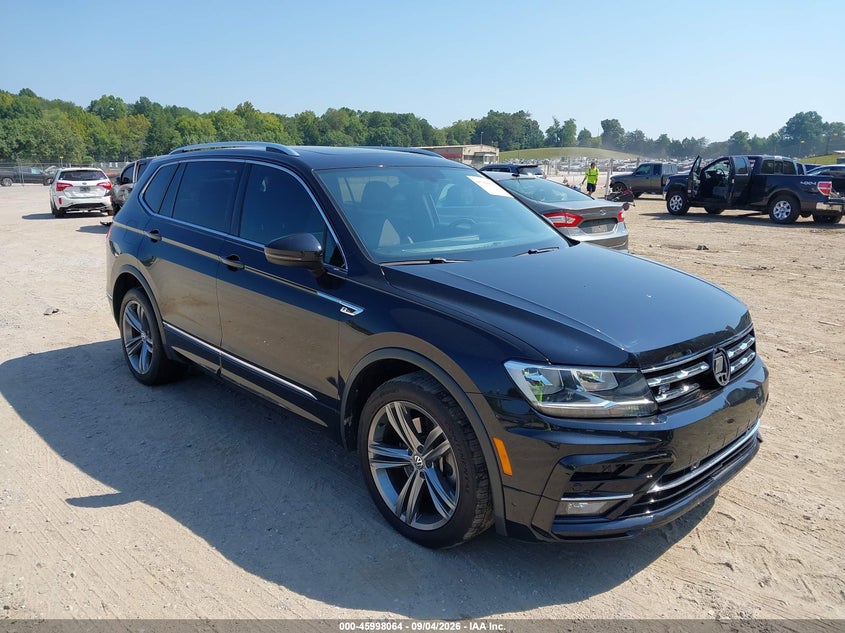 Vin: 3vv3b7ax8jm139028, lot: 46497409, volkswagen tiguan 2.0t se/2.0t sel 2018 img_1