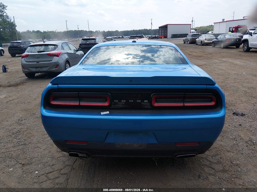 DODGE CHALLENGER - zdjęcie 16