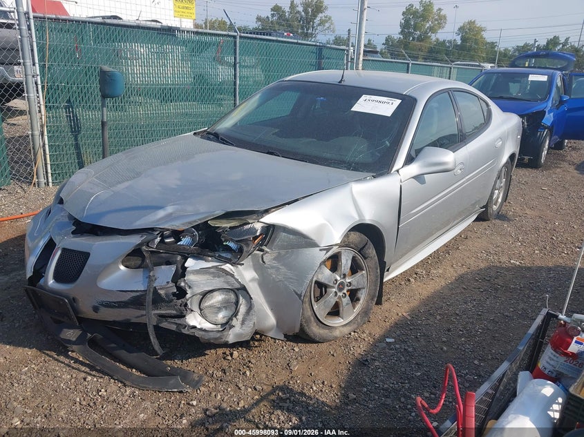 2005 PONTIAC GRAND PRIX auction photo 2