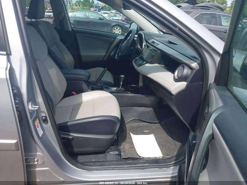 2017 TOYOTA RAV4 auction photo 5