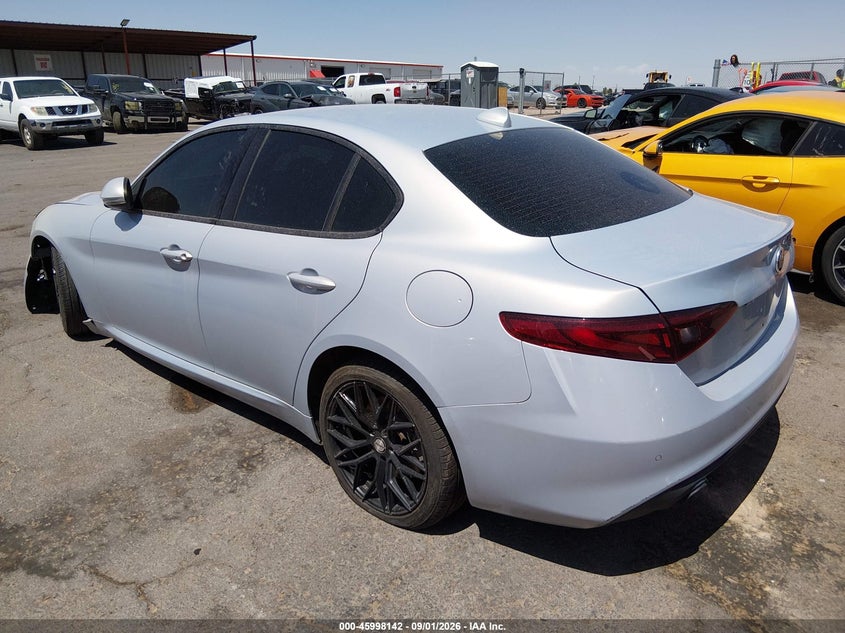 Vin: zarfaman8n7660543, lot: 46497488, alfa romeo giulia sprint rwd 20223