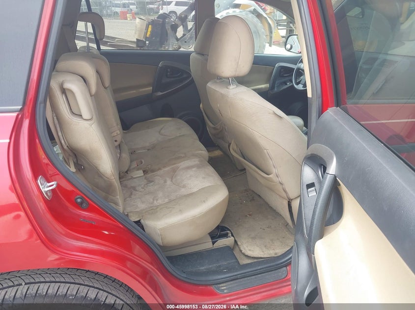 2011 TOYOTA RAV4 auction photo 8