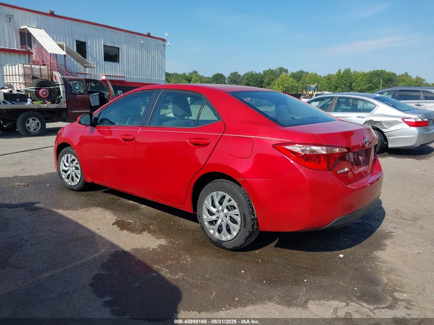 2019 TOYOTA COROLLA auction photo 3