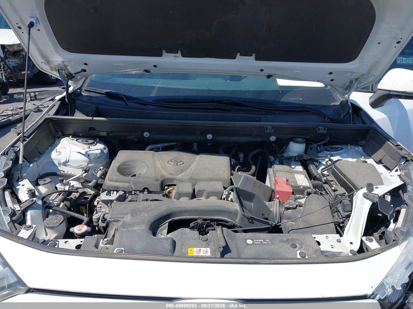 TOYOTA RAV4 - zdjęcie 10