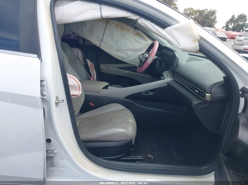 2021 HYUNDAI ELANTRA auction photo 5