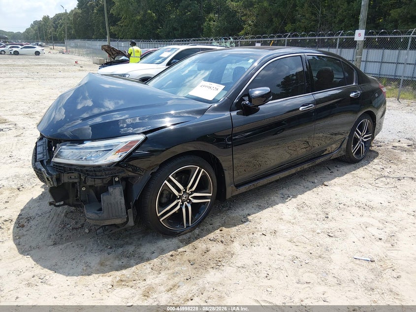 2017 Honda Accord Touring V6, Front End, IAAI, VIN 1HGCR3F93HA018509 — photo 2