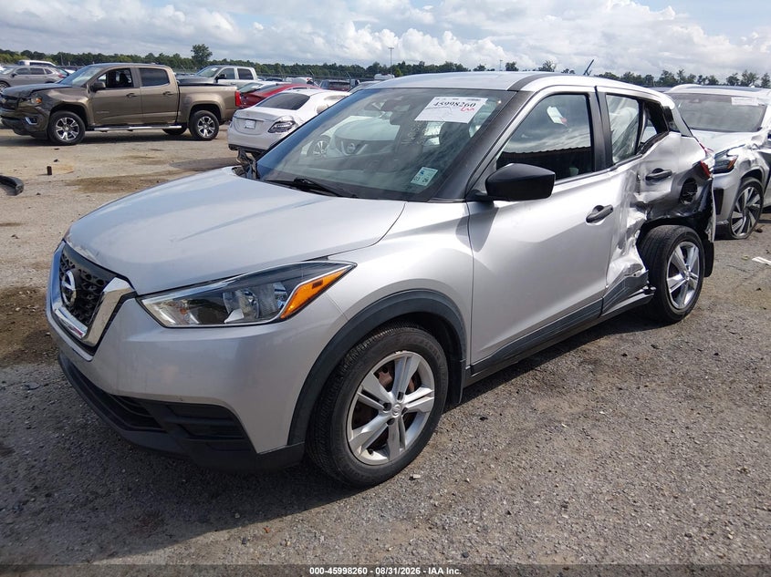 2020 Nissan Kicks S Xtronic Cvt, Left Side, IAAI, VIN 3N1CP5BV8LL535439 — photo 2