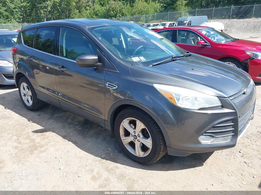 2015 FORD ESCAPE auction photo 1