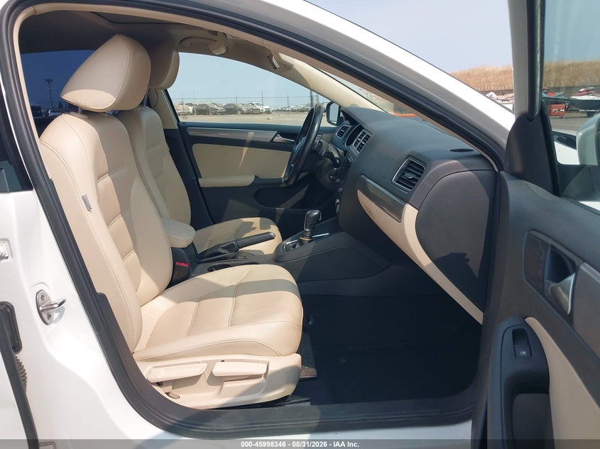 2017 VOLKSWAGEN JETTA SEDAN 1.4L I-4 DI, DOHC, VVT, TURBO, 150HP