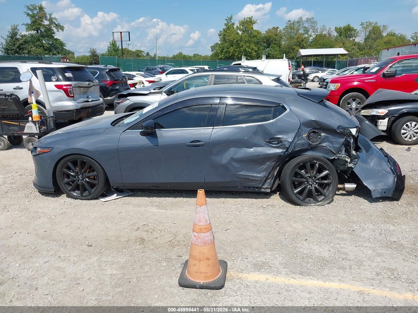 MAZDA MAZDA3 - zdjęcie 15