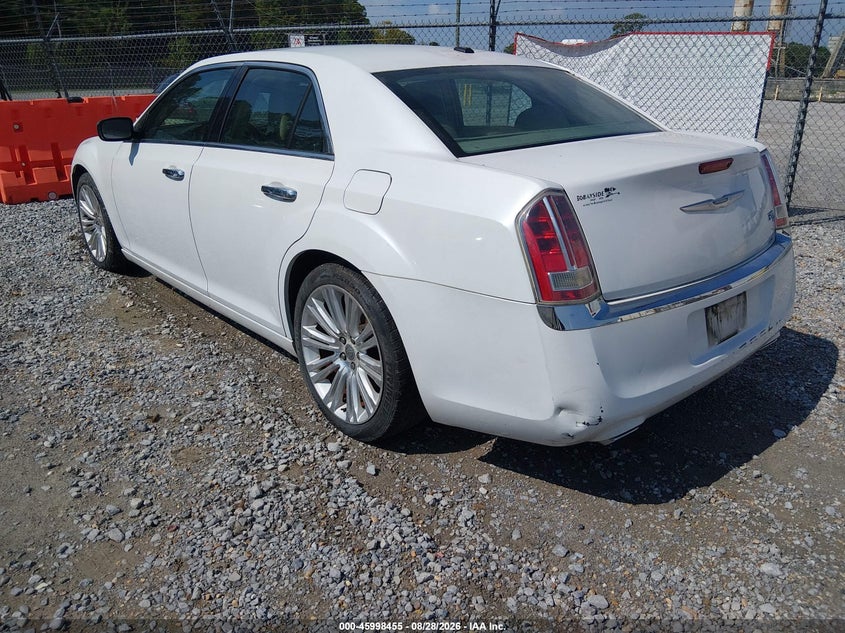 2012 CHRYSLER 300C auction photo 3