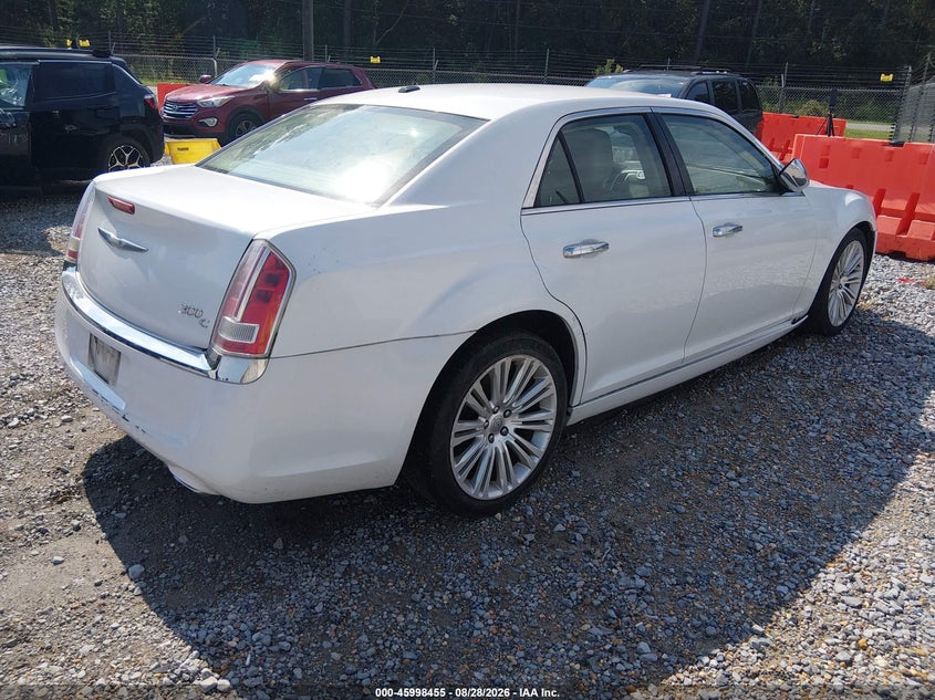 2012 CHRYSLER 300C auction photo 4