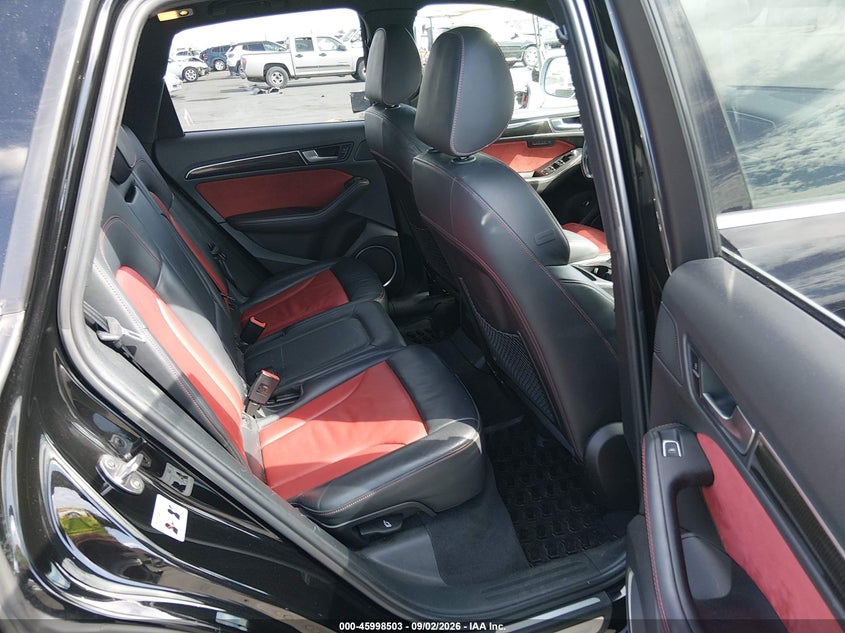 AUDI SQ5 2016 VIN WA1CCAFP0GA061636