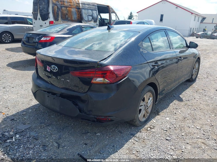 2019 HYUNDAI ELANTRA auction photo 4