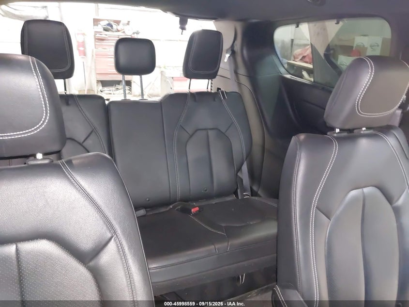 CHRYSLER PACIFICA 2020 VIN 2C4RC1BG0LR290569
