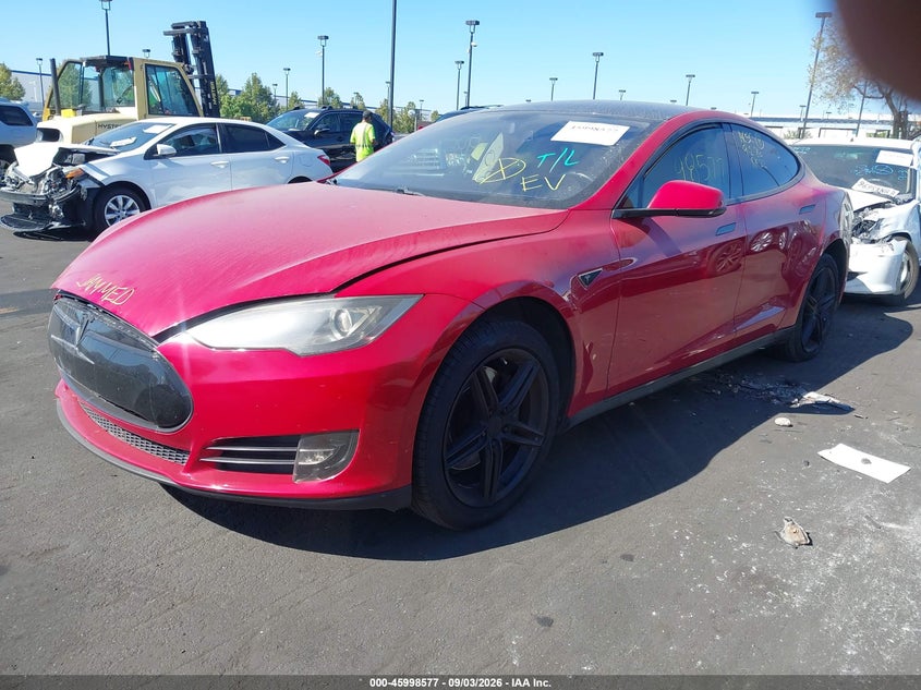 TESLA MODEL S 2013 VIN 5YJSA1DP0DFP09635