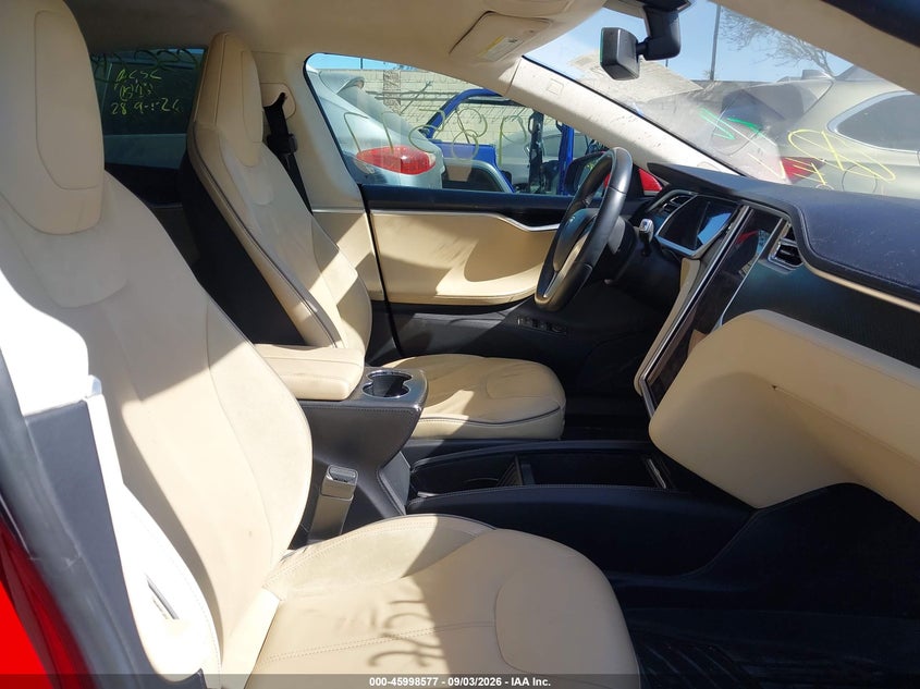 TESLA MODEL S 2013 VIN 5YJSA1DP0DFP09635