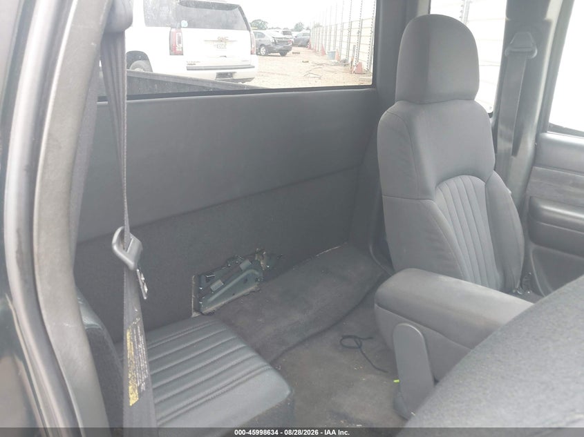 2003 CHEVROLET S-10 auction photo 8