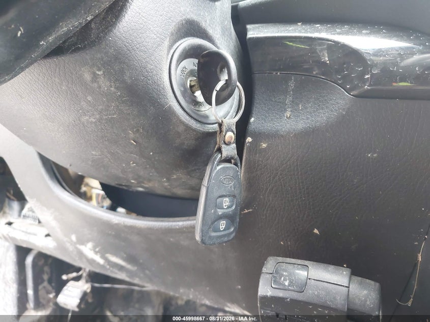 KIA SORENTO 2012 VIN 5XYKT4A29CG201675
