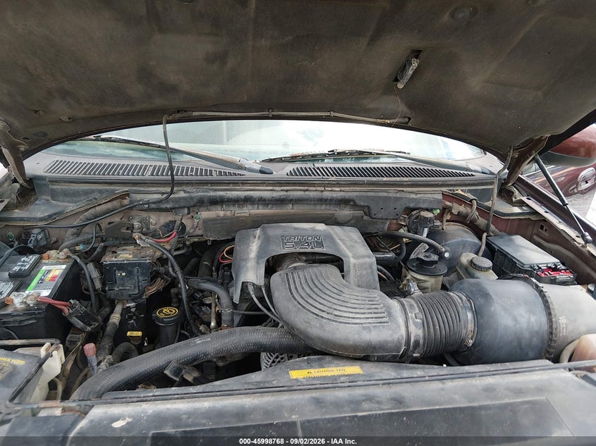 2001 FORD F-150 PICKUP 5.4L V-8 REGULAR , 260HP