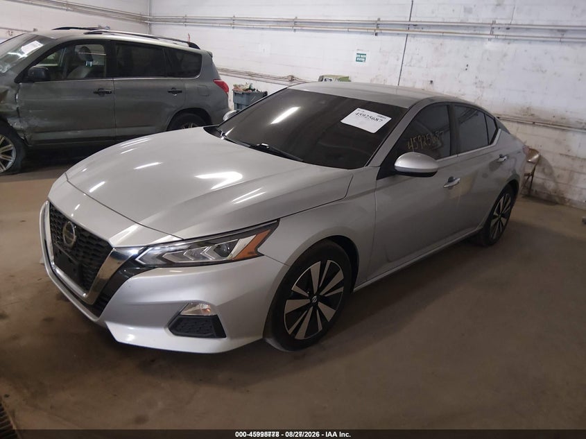2021 Nissan Altima, Normal Wear & Tear, IAAI, VIN 1N4BL4DV7MN408037 — photo 2