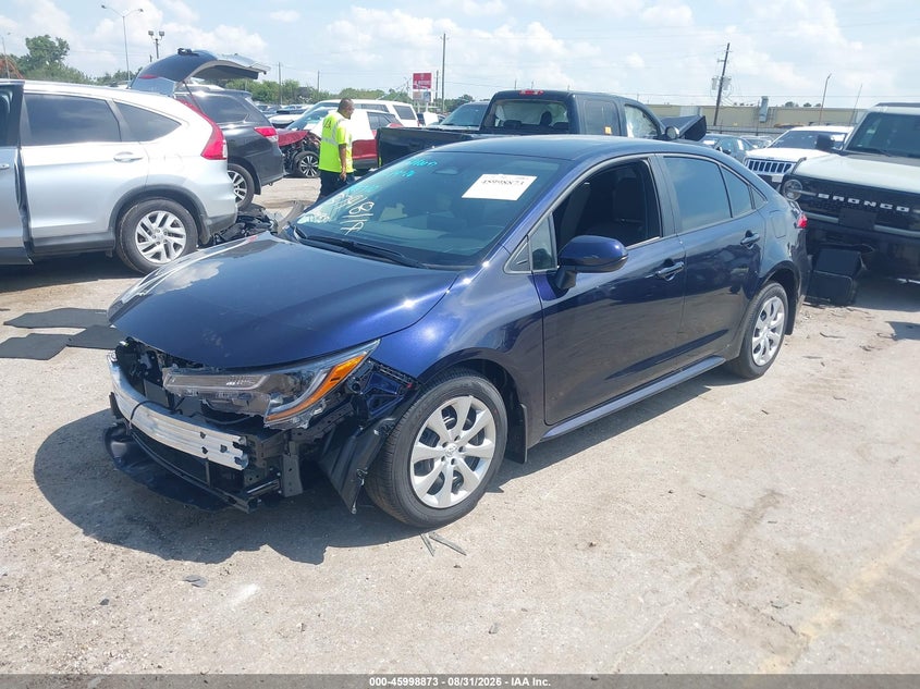 2026 Toyota Corolla, Front End, IAAI, VIN 5YFB4MDE8TP497710 — photo 2