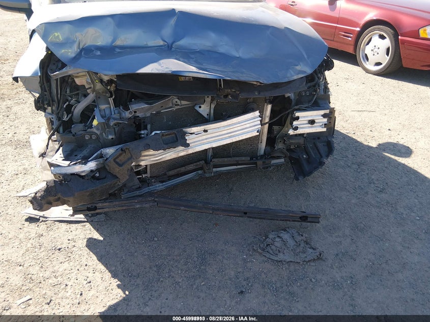 2020 TOYOTA COROLLA auction photo 6