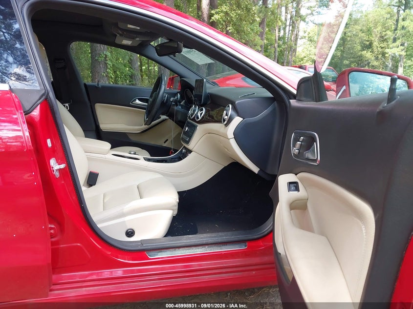 2018 MERCEDES-BENZ CLA 250 auction photo 5