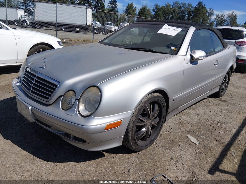 2003 MERCEDES-BENZ CLK 320 auction photo 2