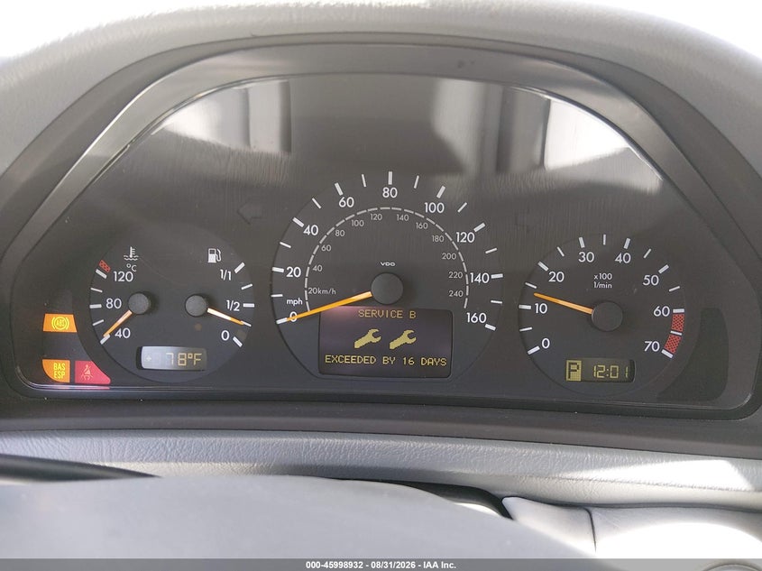 2003 MERCEDES-BENZ CLK 320 auction photo 7