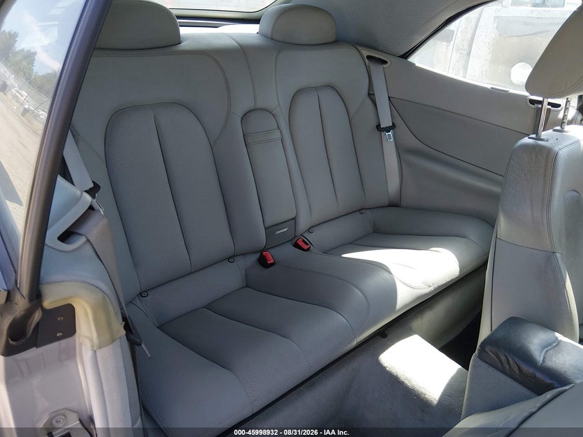 2003 MERCEDES-BENZ CLK 320 auction photo 8