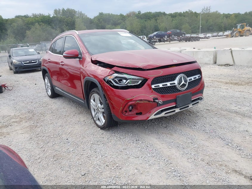 MERCEDES-BENZ GLA 250