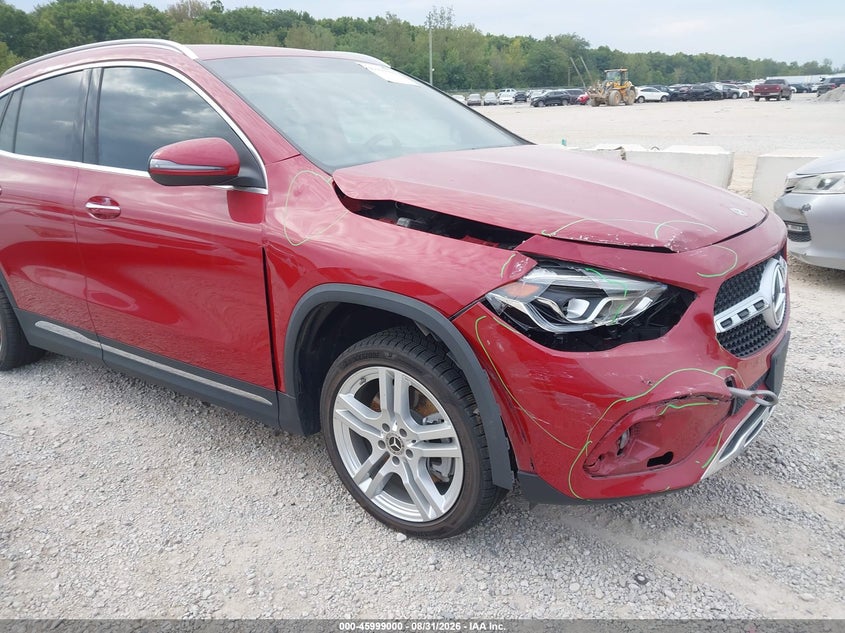 MERCEDES-BENZ GLA 250 - zdjęcie 18