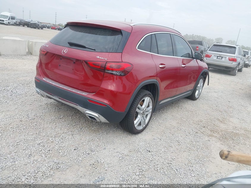 MERCEDES-BENZ GLA 250 - zdjęcie 4